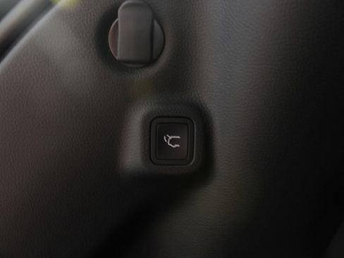 New 2026 Jeep Compass Limited w/ Sun, Sound & Navigation Group AWD/4WD image 21