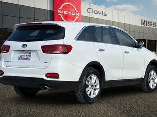 Used 2019 Kia Sorento LX video 3