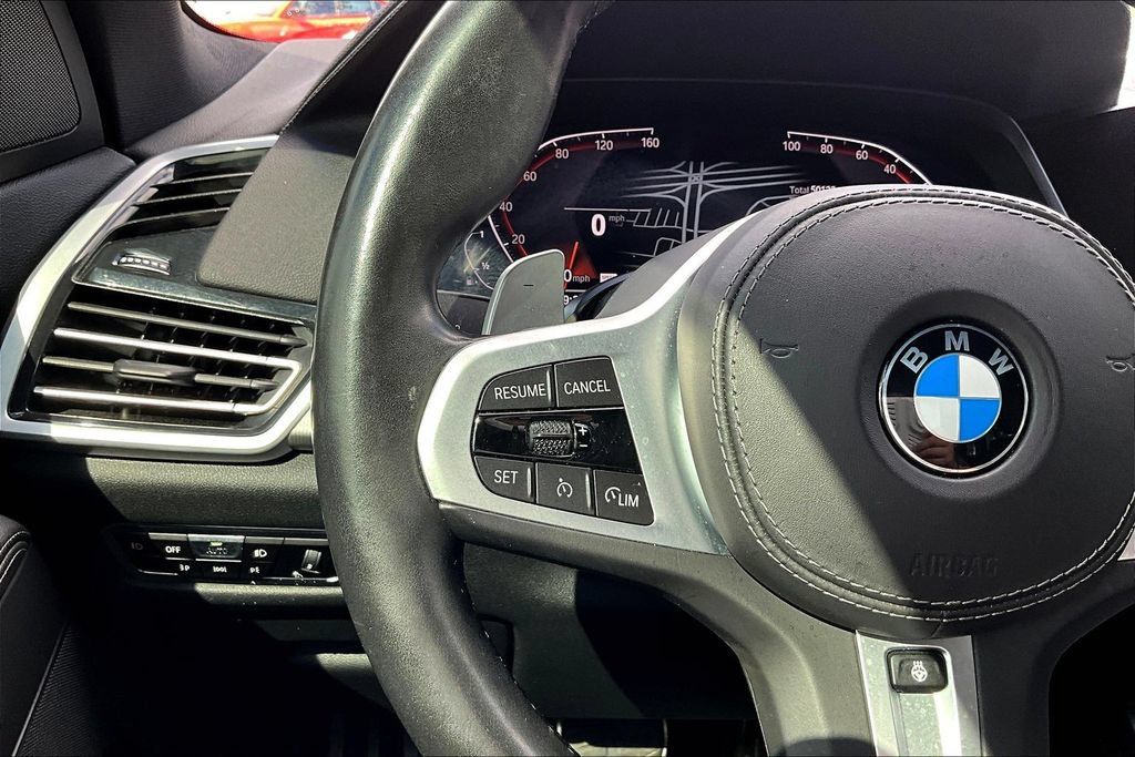 Used 2021 BMW X5 sDrive40i w/ M Sport Package RWD image 11