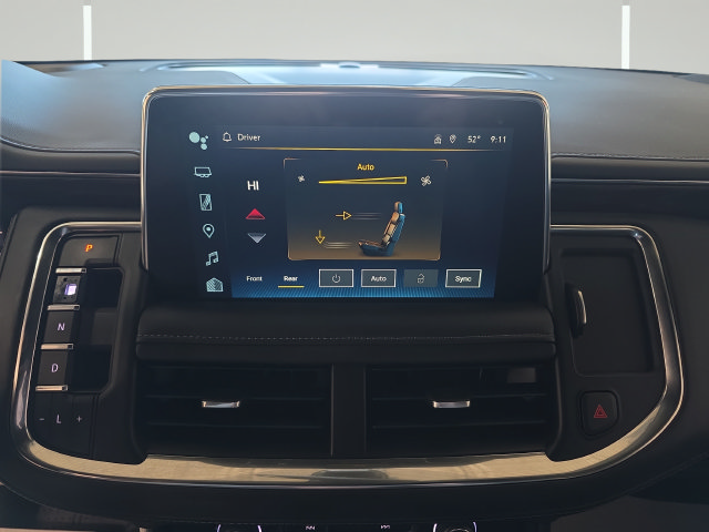 Used 2022 Chevrolet Tahoe Z71 w/ Z71 Off-Road Package AWD/4WD image 19