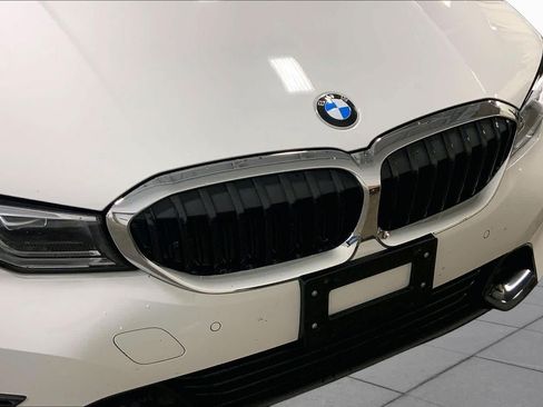 Used 2022 BMW 330i xDrive Sedan w/ Premium Package AWD/4WD image 30