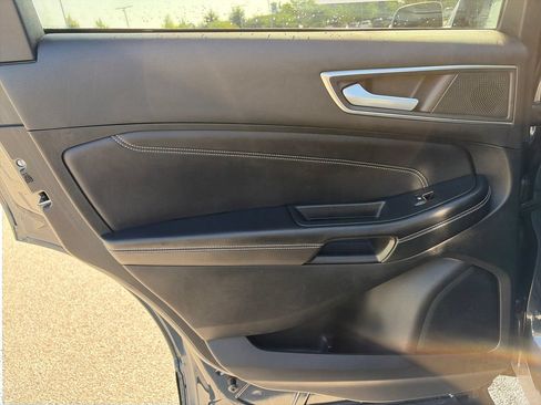 Used 2023 Ford Edge Titanium w/ Equipment Group 301A AWD/4WD image 25