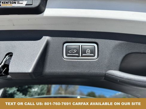 Used 2023 Kia Sorento SX image 38