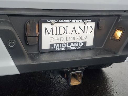 Certified 2022 Ford F150 XLT w/ Equipment Group 302A High image 8