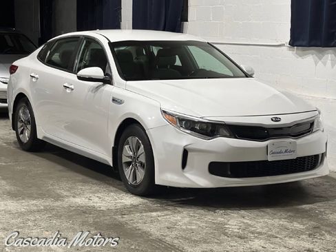 Used 2017 Kia Optima Premium FWD image 1