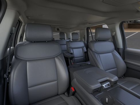New 2026 Ford Expedition Active AWD/4WD image 10