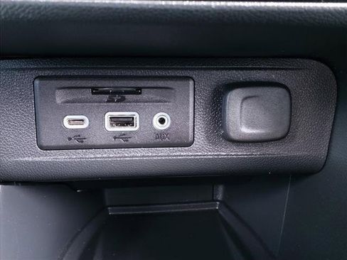 Certified 2023 Buick Encore GX Essence w/ Advanced Technology Package image 20