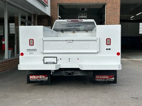 Used 2021 GMC Sierra 3500 4x4 Crew Cab w/ Convenience Package image 4