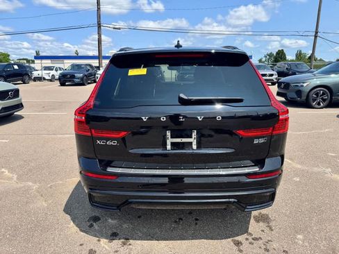 Used 2023 Volvo XC60 B5 Ultimate AWD/4WD image 6