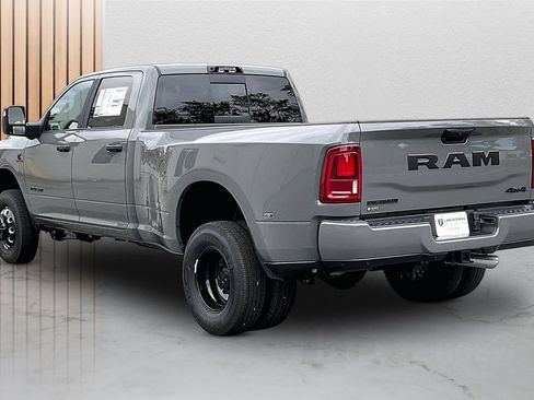 New 2026 RAM 3500 Big Horn AWD/4WD image 7