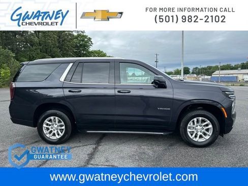 Used 2025 Chevrolet Tahoe LT RWD image 4