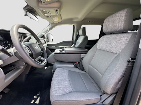 New 2026 Ford F250 4x4 Crew Cab Super Duty image 14