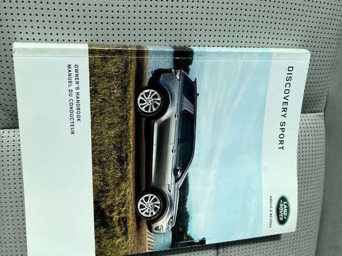 Used 2016 Land Rover Discovery Sport HSE image 17