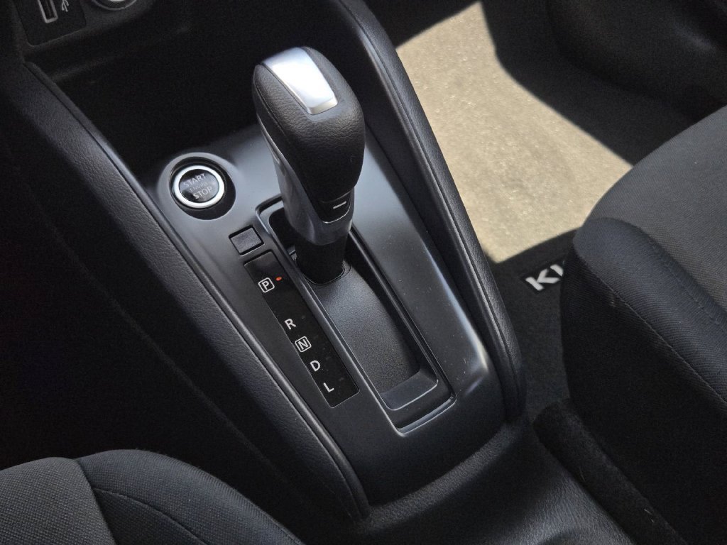 Certified 2025 Nissan Kicks Play S FWD image 21