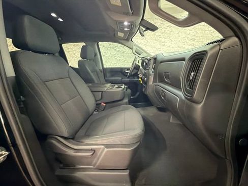 Used 2020 Chevrolet Silverado 1500 Custom w/ Custom Convenience Package RWD image 12