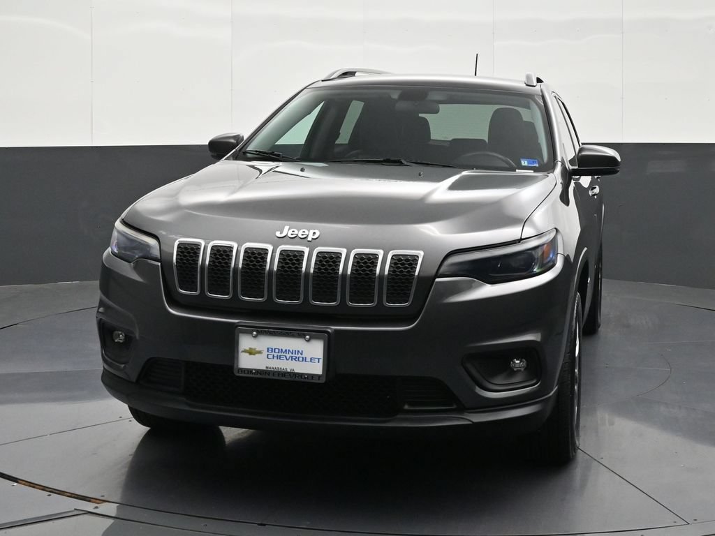 Used 2019 Jeep Cherokee Latitude Plus AWD/4WD image 8