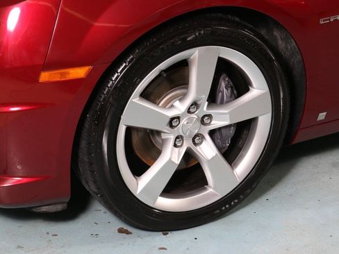 Used 2010 Chevrolet Camaro SS RWD image 25