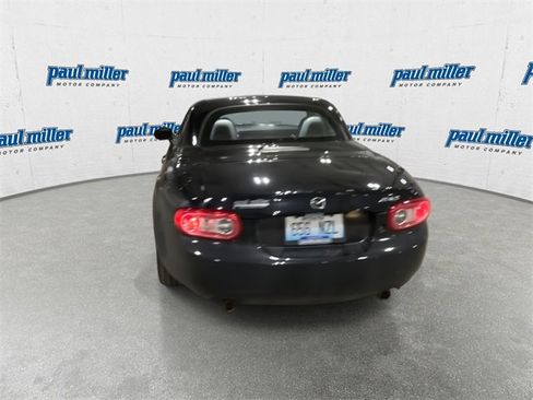 Used 2012 MAZDA MX-5 Miata Touring image 9