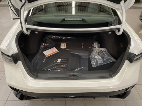 New 2026 Nissan Sentra SR w/ SR Premium Package image 9