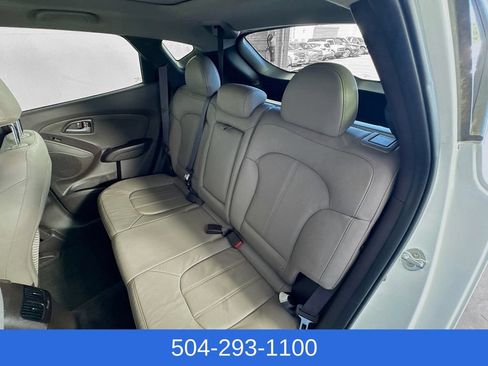 Used 2015 Hyundai Tucson Limited w/ Option Group 03 FWD image 26