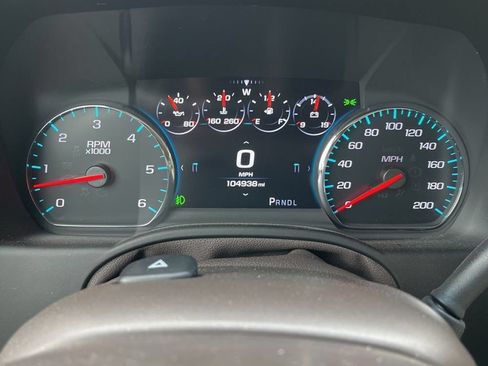 Used 2018 GMC Yukon Denali AWD/4WD image 8