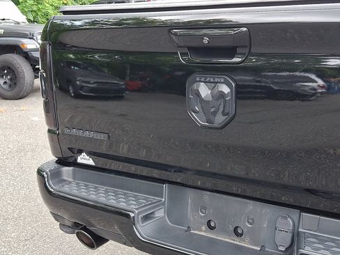Used 2021 RAM 1500 Laramie AWD/4WD image 17