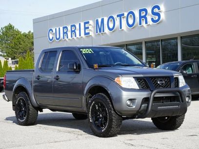 Used 2021 Nissan Frontier SV w/ Midnight Edition Floor Mats