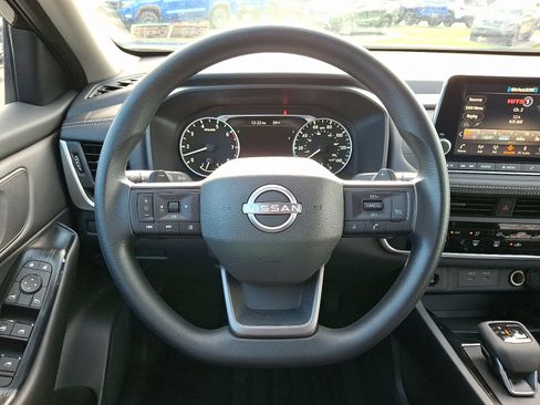 Certified 2026 Nissan Rogue S image 21