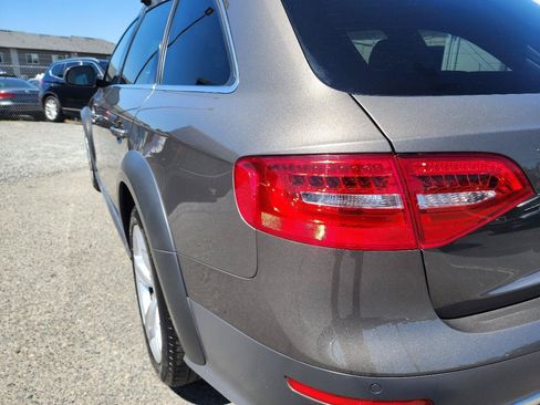 Used 2015 Audi A4 Premium Plus w/ Technology Package AWD/4WD image 39
