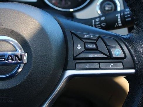 Used 2022 Nissan Rogue Sport SL w/ Premium Package image 18