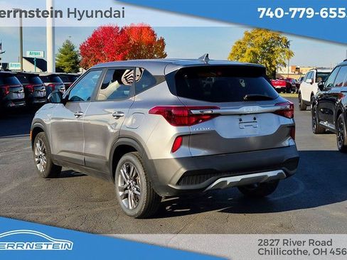 Used 2023 Kia Seltos LX image 5