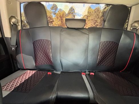 Used 2015 RAM 1500 Express AWD/4WD image 23