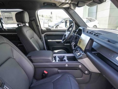 New 2026 Land Rover Defender 110 X AWD/4WD image 17