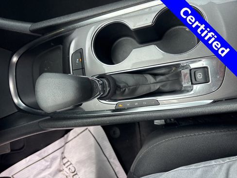 Used 2024 Chevrolet Malibu LT image 16