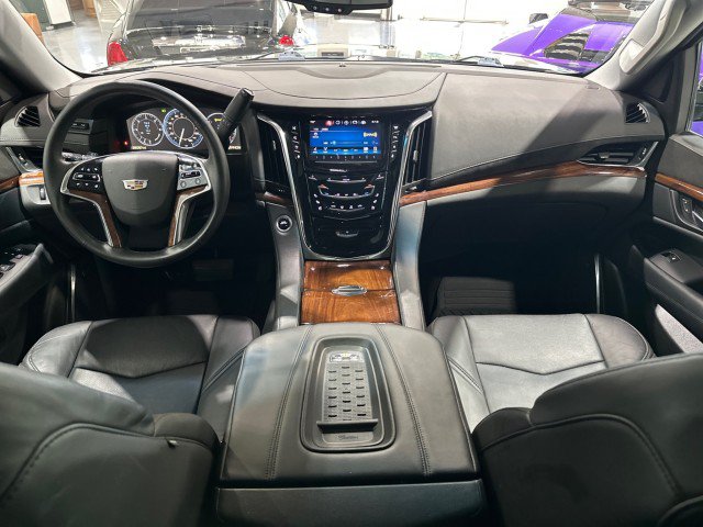 Used 2015 Cadillac Escalade Premium AWD/4WD image 67