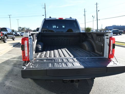 New 2026 Ford F250 Lariat w/ Black Appearance Package image 26