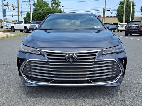 Used 2020 Toyota Avalon Limited w/ Advanced Safety Package FWD image 2