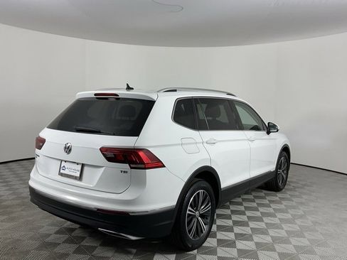 Used 2018 Volkswagen Tiguan SEL image 5