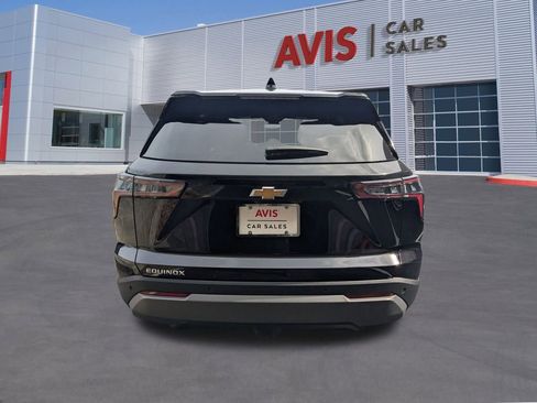 Used 2025 Chevrolet Equinox LT image 7