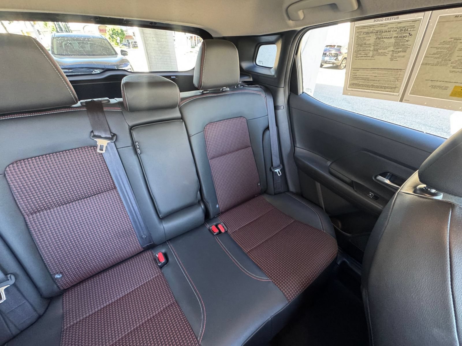 Used 2026 Nissan Kicks SR FWD image 36