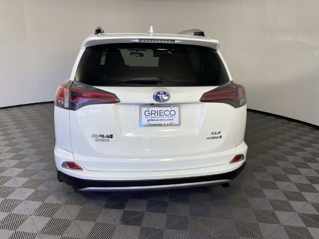 Used 2016 Toyota RAV4 XLE AWD/4WD image 7