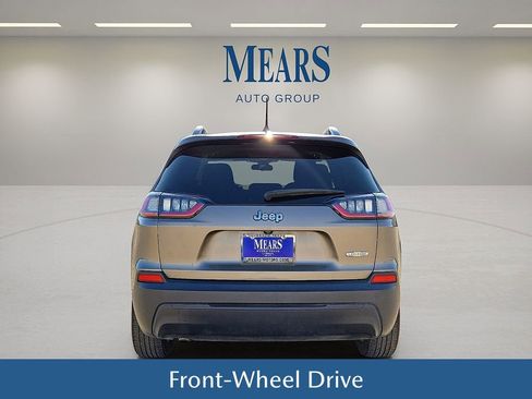 Used 2019 Jeep Cherokee Latitude w/ Popular Appearance Group image 5