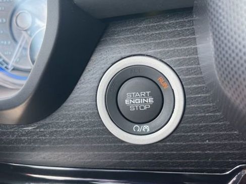 Used 2022 RAM 1500 Limited image 23