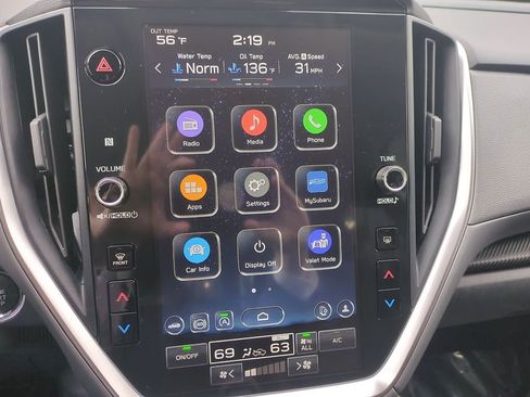 Used 2025 Subaru Crosstrek 2.0i Premium image 14