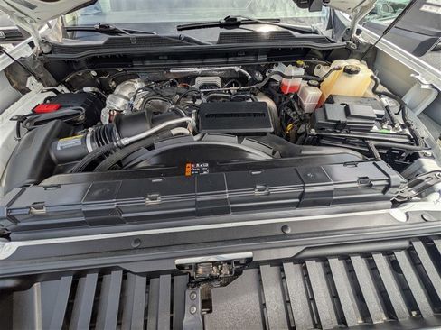 Used 2024 Chevrolet Silverado 2500 LTZ AWD/4WD image 14