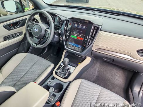 Certified 2025 Subaru Forester Premium AWD/4WD image 22