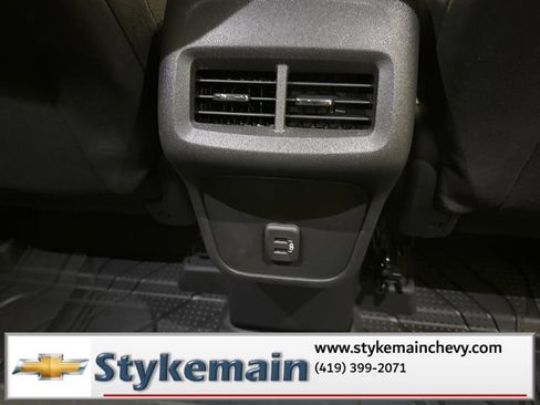 Used 2023 Chevrolet Equinox LT w/ LPO, Floor Liner Package image 20