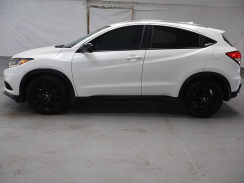 Used 2022 Honda HR-V Sport image 4
