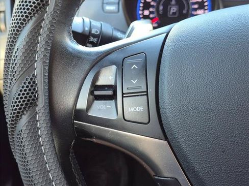 Used 2015 Hyundai Genesis 3.8 RWD image 4
