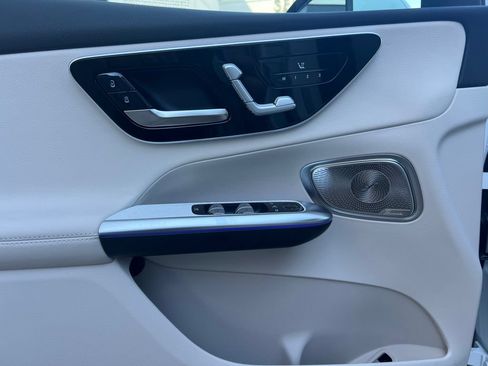 New 2026 Mercedes-Benz GLC 300 4MATIC image 11